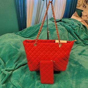Nwt soft faux leather tote and wallet with chain strap